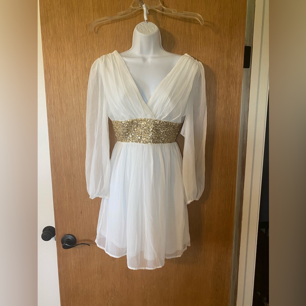 Gold Sequin Dress in White NWT SZ S